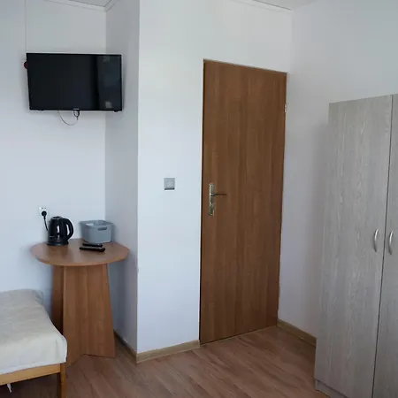 Goscinne Heland Homestay *